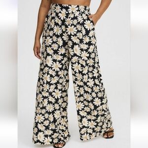 Torrid Size 2 Wide Leg Pants